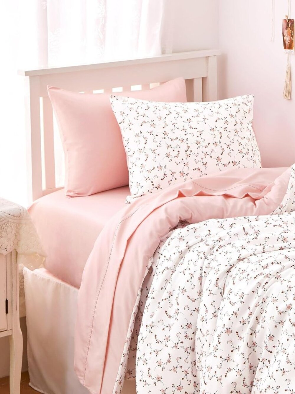 Floral Comforter Set, Coquette Cottagecore Aesthetic Cute Flower Pattern for Wom - Picture 6 of 8